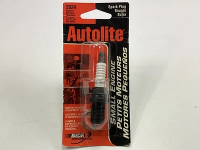 Bujía de motor pequeña Autolite 3924 Foto 1 de 3