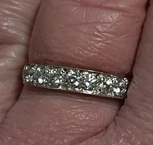 9ct gold sparkling cubic zirconia eternity Ring size M - Picture 1 of 16