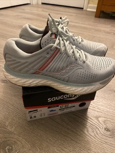 saucony triumph sale