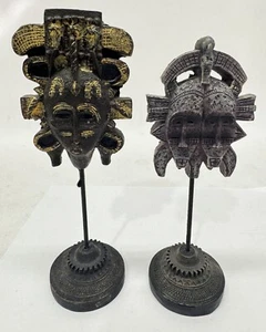 2er Set Afrikanische Stammesmaske Skulptur auf Ständer Briefbeschwerer Statuen RAR - Bild 1 von 6