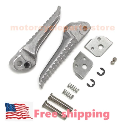 Rear Passenger Foot Pegs Footrest Bracket For Suzuki GSF600 Bandit 600 1995-2004 Foto 1 de 4