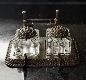 Antik TATUM Gusseisen Doppel Kristall Tintenfass Post Brief Stift Ständer Schreibtisch Set - Bild 1 von 7