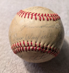 1982 New York Yankees Team Signed Baseball AL Ball Winfield Piniella Berra - Picture 1 of 10