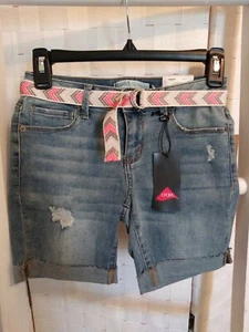 Mudd Girls Size 10 Denim Bermuda Shorts With Chevron Belt NWT Reg $28 - Picture 1 of 12