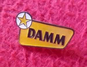 INSIGNIA OLD PIN DE ALFILER CERVEZAS DAMM BEER CERVEJA BIER LA BIERE BIRRA SPAIN - Imagen 1 de 4