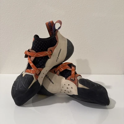 La Sportiva Women’s Solution Comps W 39 EU, 7.5 US - Image 1 of 4