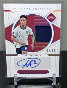 2022 National Treasures Soccer Antonee Robinson Gold Jersey Auto /10 USA!
