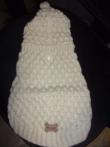 Suéter con Capucha para Mascotas Koolaburra By UGG MIMI Talla Pequeña - Imagen 1 de 6