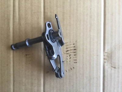 Mecanismo de garfo seletor de troca de marchas 2003 Ducati ST4-S fabricante de equipamento original  - Imagem 1 de 3