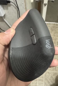 Logitech Lift Wireless Vertical Mouse - Graphite (Right-Handed) With Dongle - Picture 1 of 4