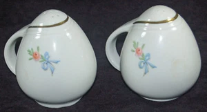 FABULOUS FIFTIES HALL WILDFIRE HANDLED SALT & PEPPER SHAKERS - Picture 1 of 3