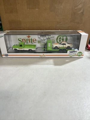 M2 Machines Hauler Sprite 1967 Ford F-100 Custom Cab Truck & 1965 Shelby GT  - Image 1 of 4