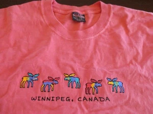 WINNIPEG, CANADA FULLY EMBROIDERED MULTICOLORED MOOSE ELK CARIBOU VTG T-SHIRT XL - Picture 1 of 11