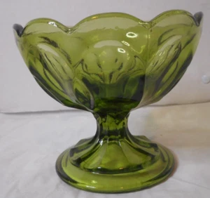 Anchor Hocking Fairfield Pattern Avocado Green Pedestal Fruit Dessert Dish 3 3/4 - Picture 1 of 8