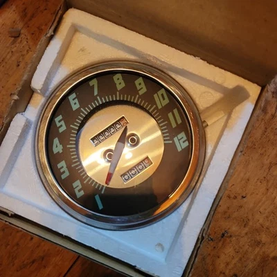 DIXIE DISTRIBUTING VELOCÍMETRO VERDE (2:1) REEMPLAZA #67044-53 Harley Davidson Foto 1 de 3