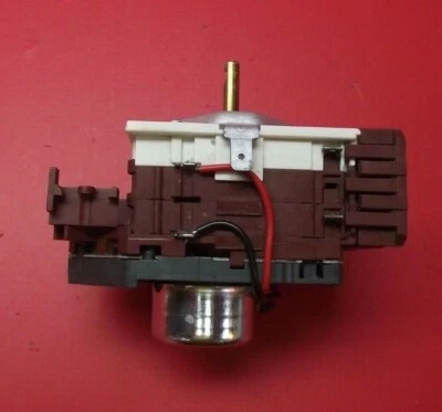 TUMBLE DRYER ZANUSSI TD524 TIMER - Image 1 of 3