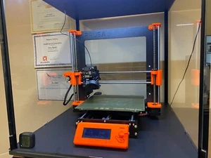 Imprimante 3D originale Prusa i3 MK3S+ noir-orange (OCCASION) + feuille lisse - Photo 1/7