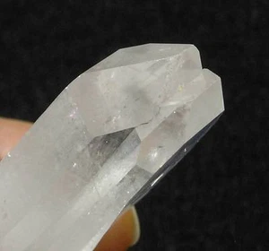 2012 Quartz Crystal Twin Tabular Specimen 5.5 x 2.7cm 30.5g 152ct Madagascar - Picture 1 of 9
