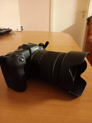 Canon EOS RP Vollformat spiegellose Systemkamera - Bild 1 von 4