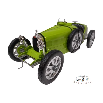 Norev 1:12 Bugatti T35 1925 green alloy vintage car model approximately 31cm - Image 1 of 4