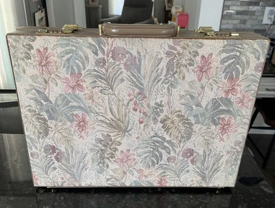 1980s Briefcase Floral Tapestry Retro Style - Image 1 of 4