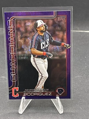2025 JONATHAN RODRIGUEZ TOPPS UPDATE PURPLE SPARKLE VARIATION US-142, SN 089/250 - Image 1 of 2
