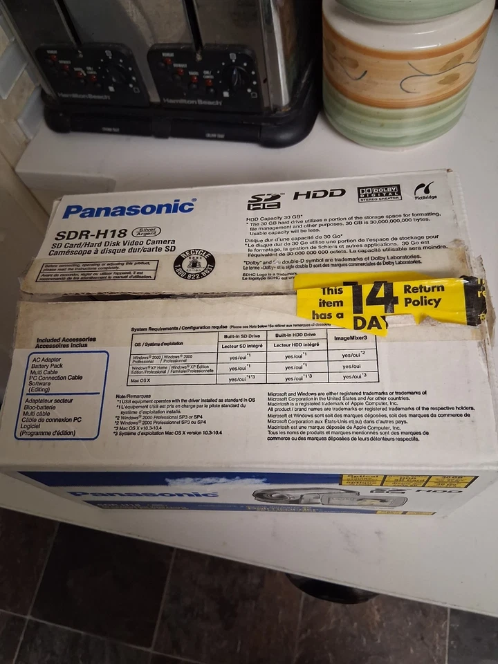 Panasonic Sdr-H18 Palm Corder. Mint Condition. - Image 1 of 4