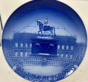BING & GRONDAHL B & G 1895-1970 THE ROYAL PALACE 9" Plate MINT - Picture 1 of 5