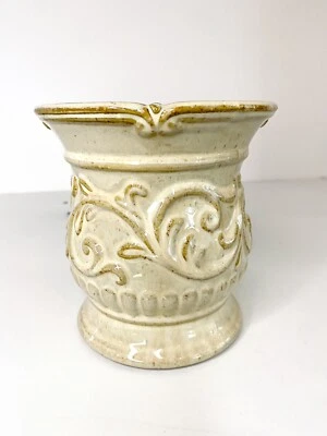 Yankee Candle Calentador de Tarta Eléctrico Quemador de Fusión de Cera Cerámica Antigua 1289080 Foto 1 de 4