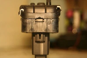 2002 JAGUAR X TYPE 2.5 PETROL V6. HEADLIGHT SWITCH - Picture 1 of 4