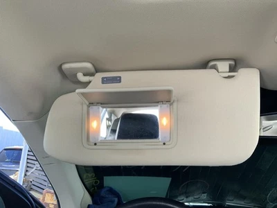 Parasol izquierdo usado se adapta a: Lincoln Mkt 2015 iluminado L. abridor de puerta de garaje Lef Foto 1 de 4