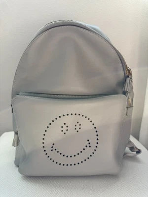Anya Hindmarch Smiley Mochila Cuero Perforado Foto 1 de 4