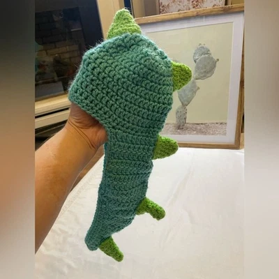 Handmade newborn blue and green dinosaurs crochet hat - Image 1 of 3