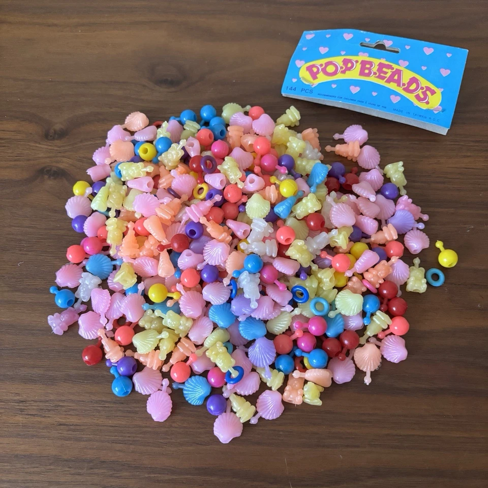 Vintage 80s 90s Pop Beads Lot ~275 Beads Seashells Bears Pastels Mixed - Image 1 of 3