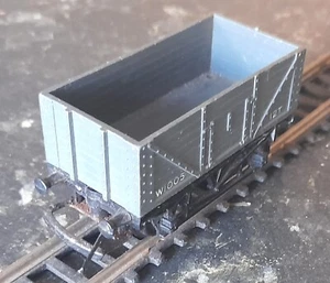Triang R10 10T 7-Plank Open Wagon - Grey - OO Gauge - Picture 1 of 7