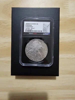 VAULTBOX SERIES 7 1806 8 REALES (CHOPMARKED) NGC MUITO BOM ESTADO - Imagem 1 de 2