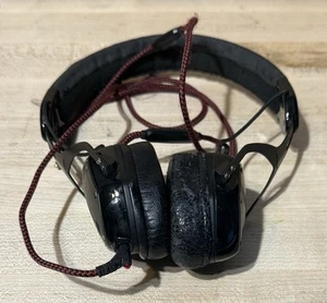 V-Moda Crossfade M-80 Vocal Wired On-Ear Headphones - Black/Red Read Description - Picture 1 of 8
