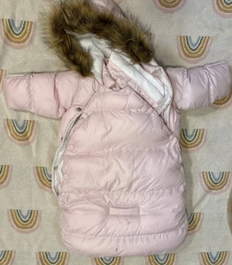 NWT Cremson Winter Baby Bunting snowsuit size 0-6 months - Picture 1 of 10