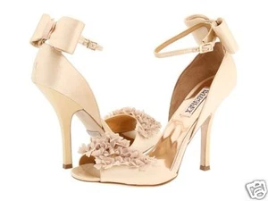 Badgley Mischka LELAH Boda Novia Volantes Sandalias Arco Zapatos CREMA 10 M NUEVO EN CAJA NUEVO - Imagen 1 de 2