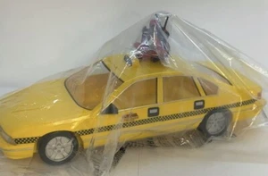 Deadpool & Wolverine Taxi Movie Theater Exclusive Popcorn Bucket NEW W BONUS Pin - Picture 1 of 3