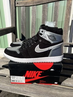 Jordan 1 Retro Alto OG x Aleali May Sombra Satinada 11 Lost And Found Criado Chicago Foto 1 de 4