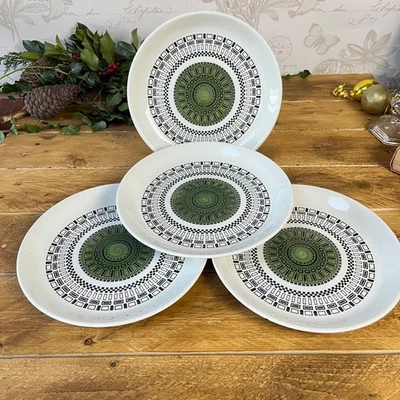 Vintage Biltons Dinner Plates x 4 Green Centre. 10" / 25.5cms  1970s - Image 1 of 4