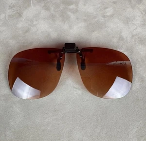 VTG 80's Men's Clip-On Sunglasses Large Lenses - Picture 1 of 6