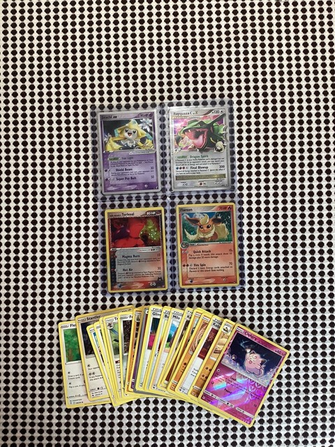 Carta Pokémon Mítico Jirachi Gx Ultra Rara + 50 Cartas Pt