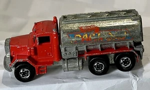 1979 Hot Wheels Peterbilt Railroad Semi Diecast Toy Car 1:64 Scale Red Silver - Picture 1 of 17