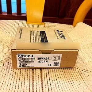   New IN BOX 1PC  -Q CPU   Q01CPU   #F8 - Picture 1 of 4