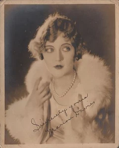 MARION DAVIS - US Actress - Original Printed Signature B/W PORTRAIT - 1920's - Picture 1 of 1