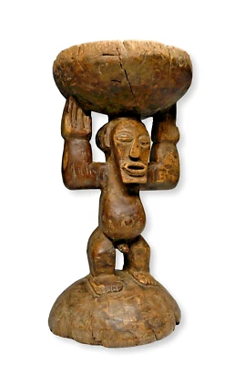 Taburete de prestigio Songye recolectado en el campo Foto 1 de 4