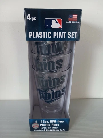 Minnesota Twins 4 Pack Boxed Plastic Pint  Set 16 Oz  MLB Minneapolis BLUE Words Cover