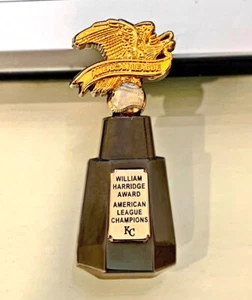 Kansas City Royals American League Champion Trophy Lapel Pin AWESOME & VERY RARE - Picture 1 of 1
